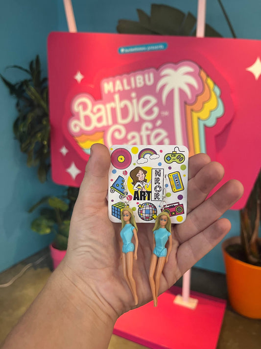 Barbie: Malibu Barbie 🌴 Beach 💅 Poseable Doll Earrings