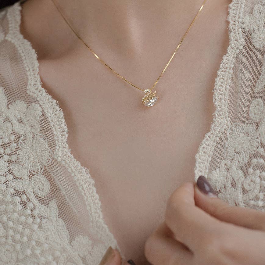 Swan Princess 🦢 Dainty Gold Swan Necklace in Gold over 925 Sterling Silver