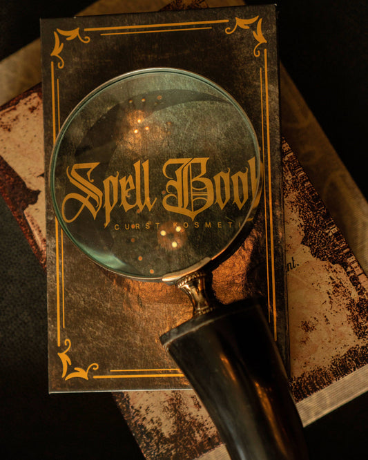 Spell Book - Eyeshadow Palette