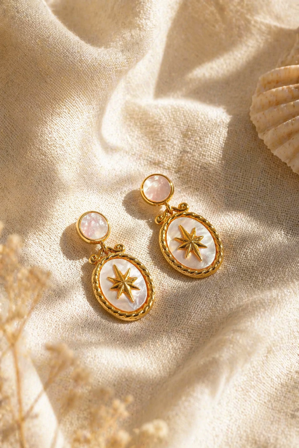 Guiding Star Shell Earrings 18K Gold
