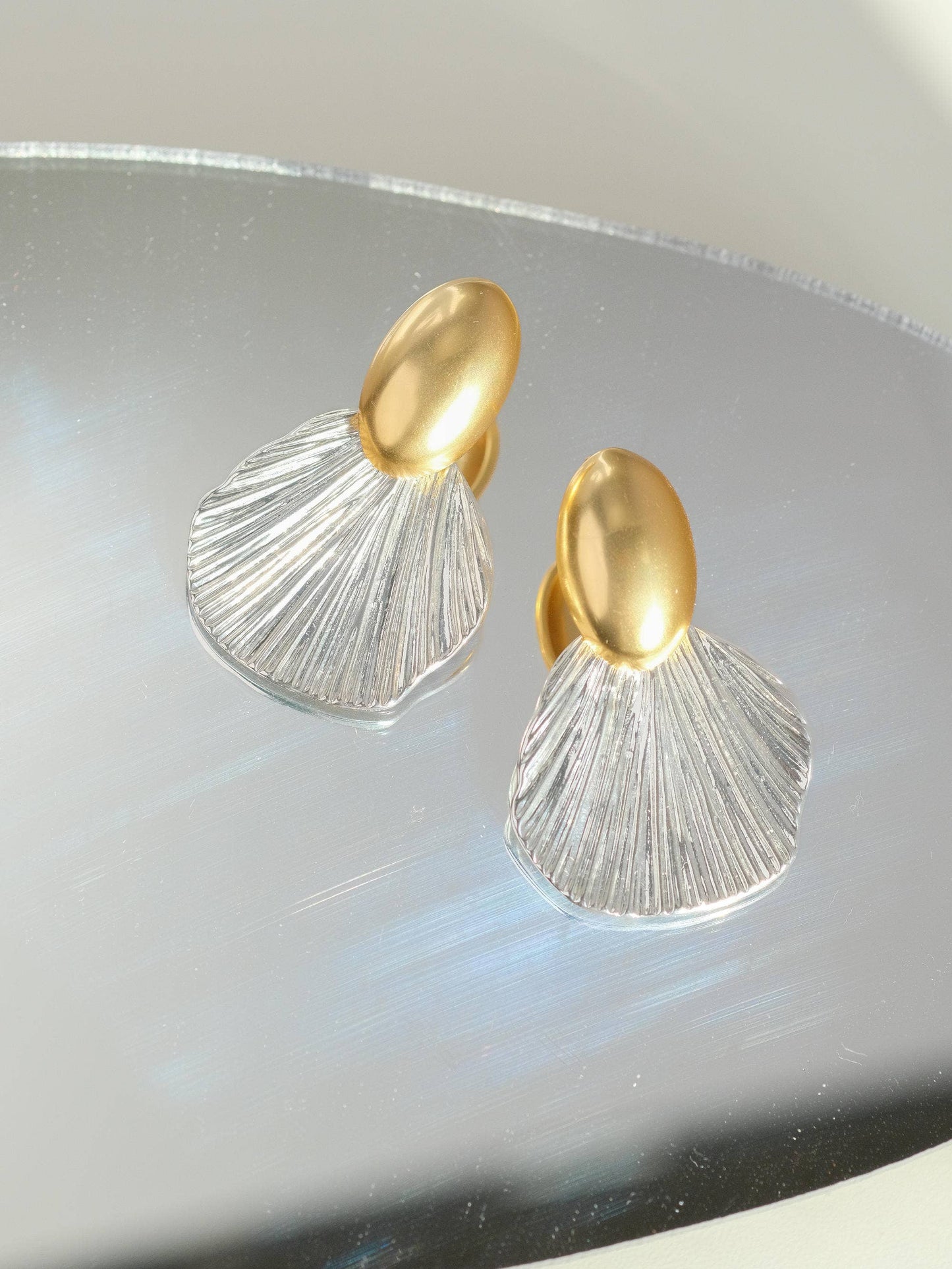 Giselle 18K Vintage Gold Dipped Shell Earrings