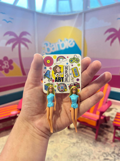 Barbie: Malibu Barbie 🌴 Beach 💅 Poseable Doll Earrings