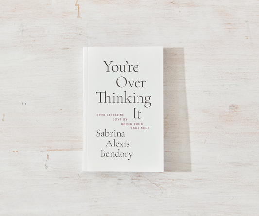 Vous y réfléchissez trop ✨ Livre de Sabrina Alexis Bindery